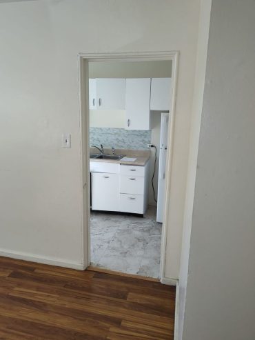 Charming 2 Bed, 1 Bath Apartment for Rent