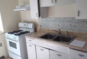 Charming 2 Bed, 1 Bath Apartment for Rent